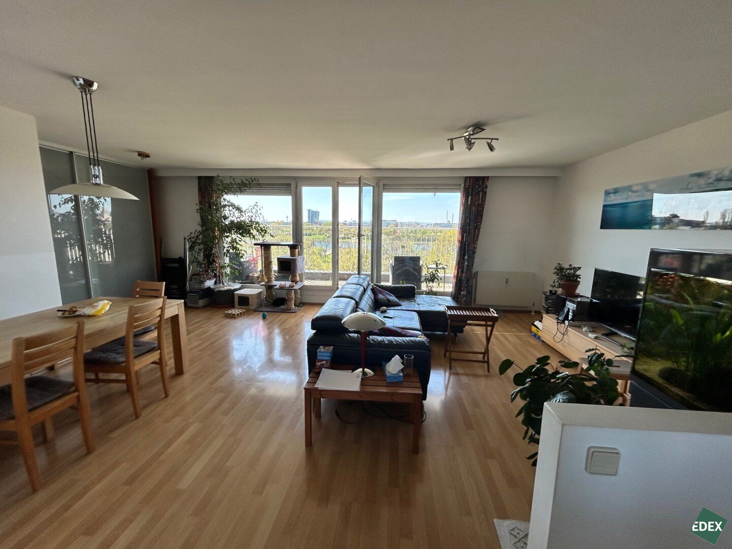 Apartament 5 camere, 130 m²