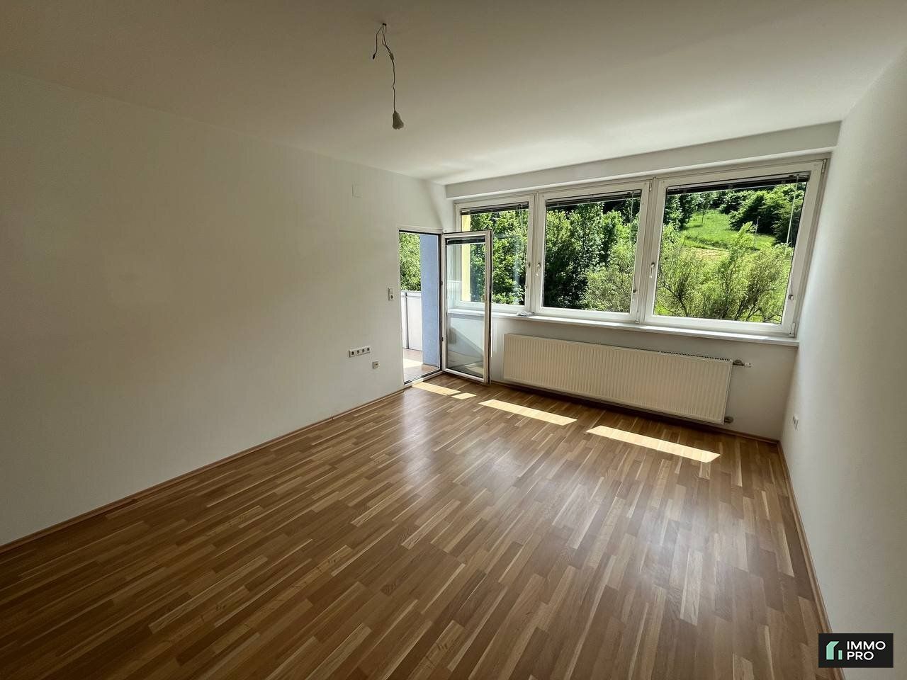Moderne 2-Zimmer-Wohnung mit großem Balkon in Donawitz