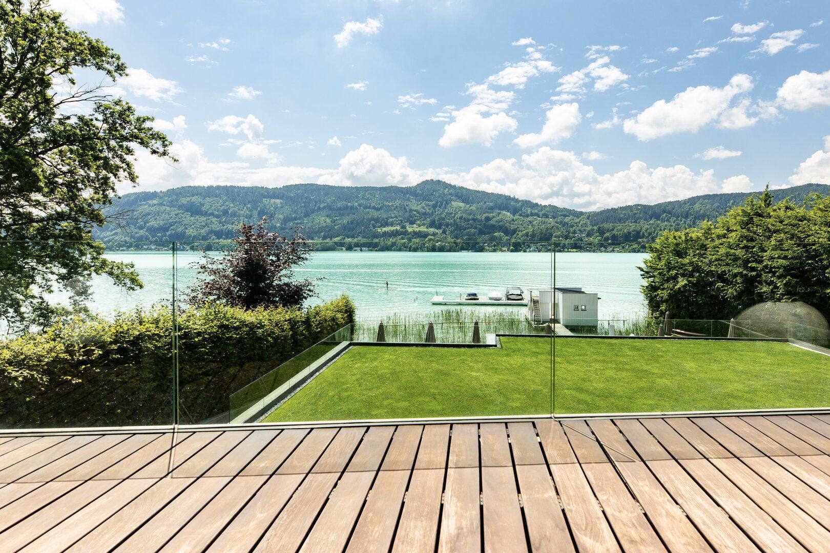 Traumhaftes Luxus-Apartment direkt am Wörthersee inklusive Liegeplatz für Motorboot und Tiefgarage