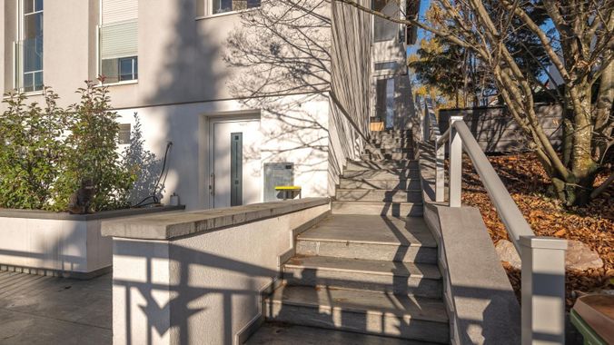 Eigener Eingang zur Wohnung