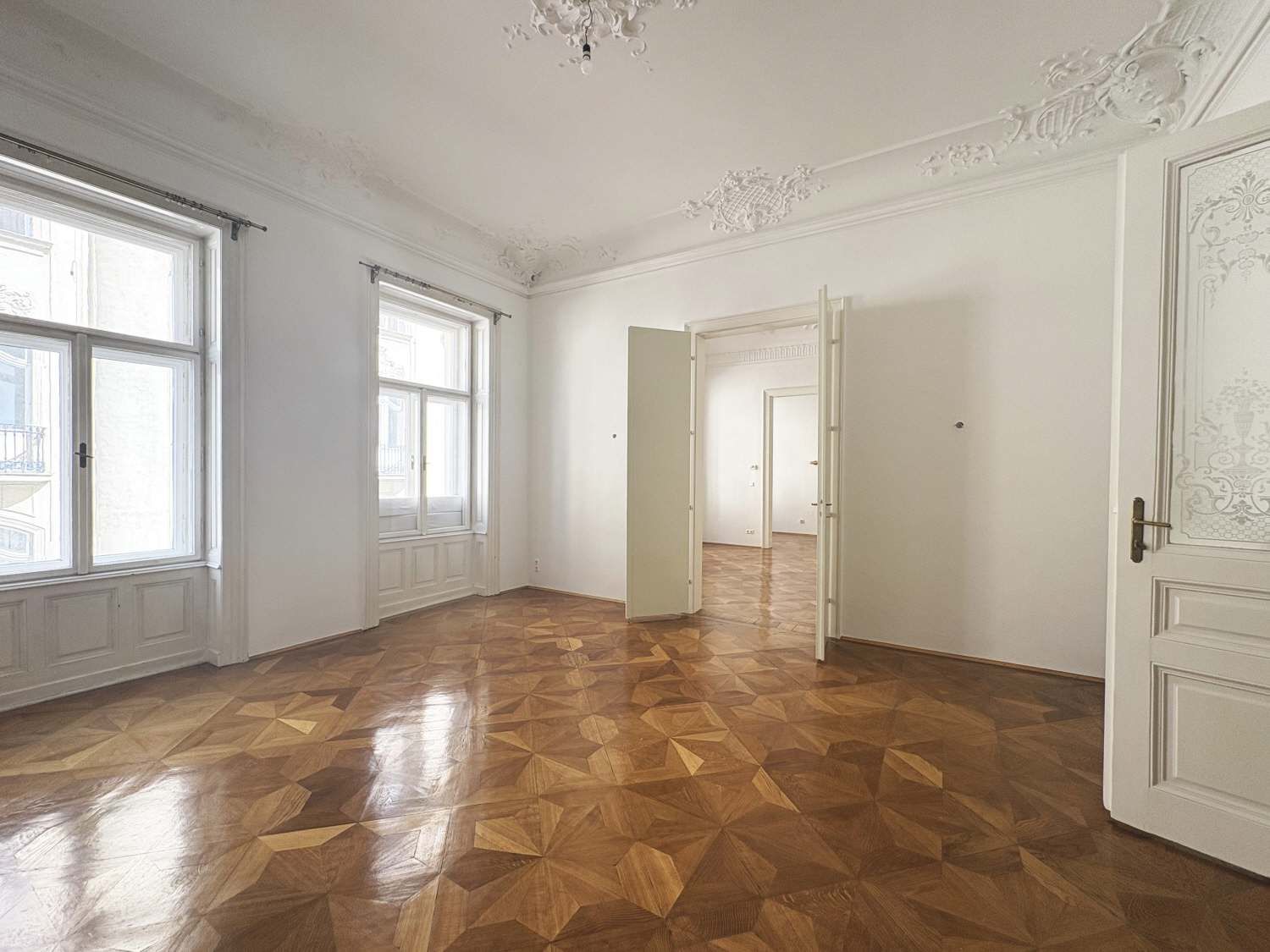 Großzügiges 3-Zimmer Altbaujuwel - Nähe Altes AKH