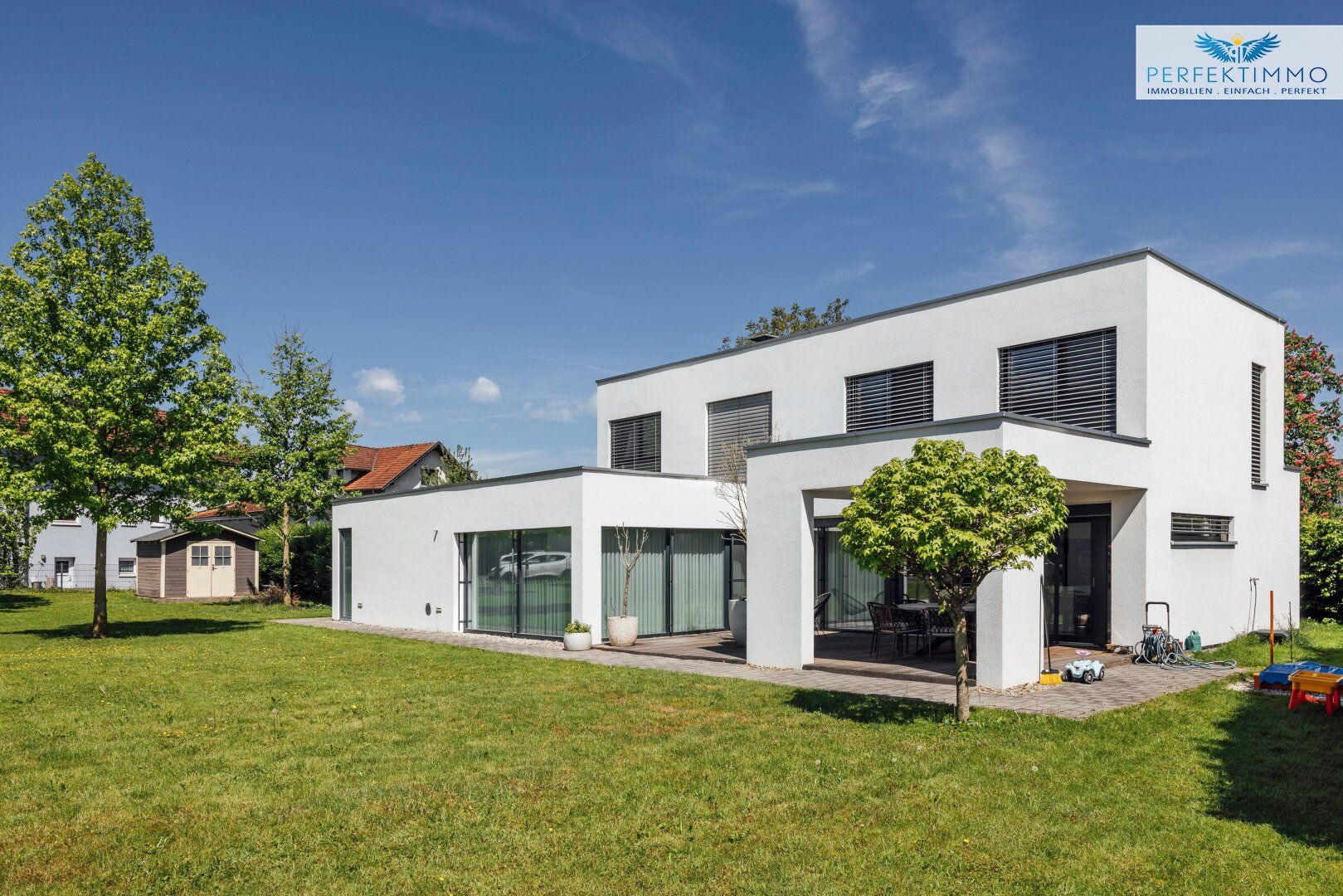 House, 152 m², land 500 m²