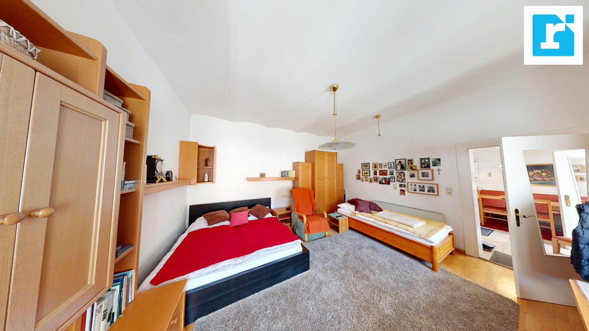 Haus – Markt Neuhodis - Mehr