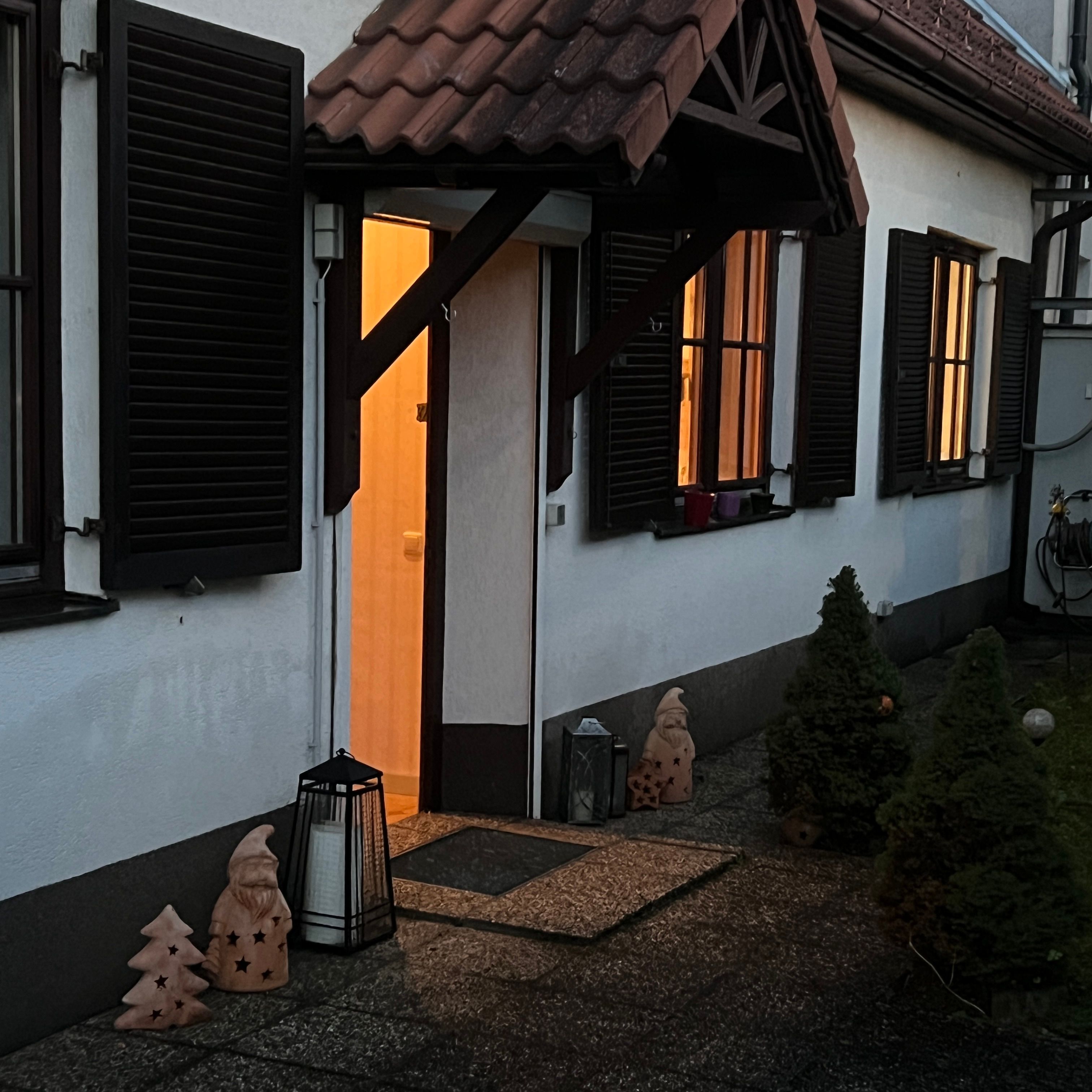 Voll möbliert Haus in Lobau sofort einziehen zu vermieten
