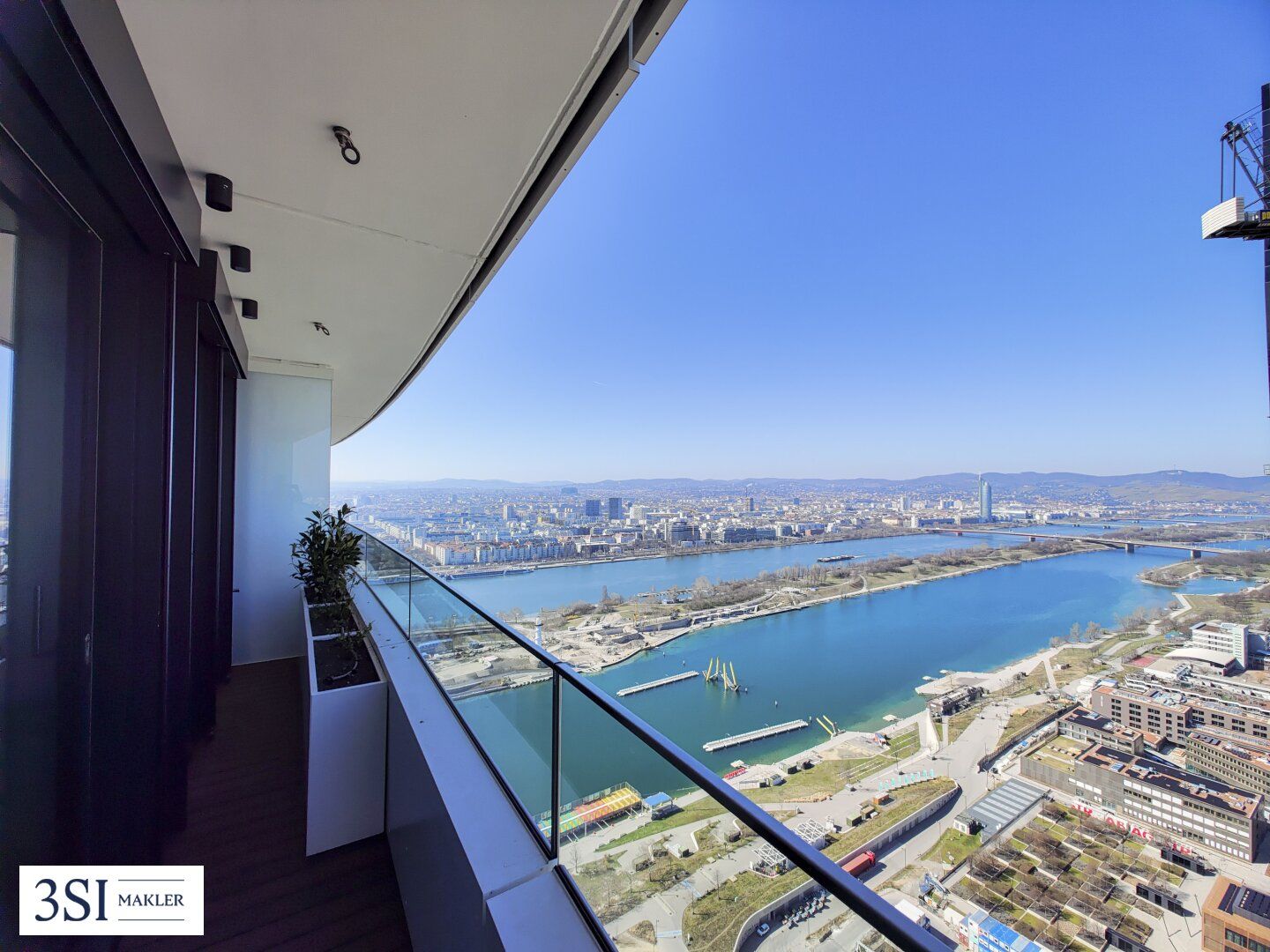 Exklusive 3-Zimmer-Wohnung in den DANUBEFLATS mit phantastischem Ausblick