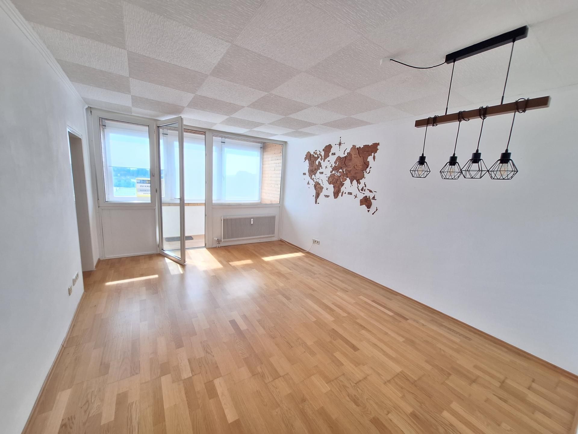 DREIZIMMER EIGENTUMSWOHNUNG INKL. LOGGIA