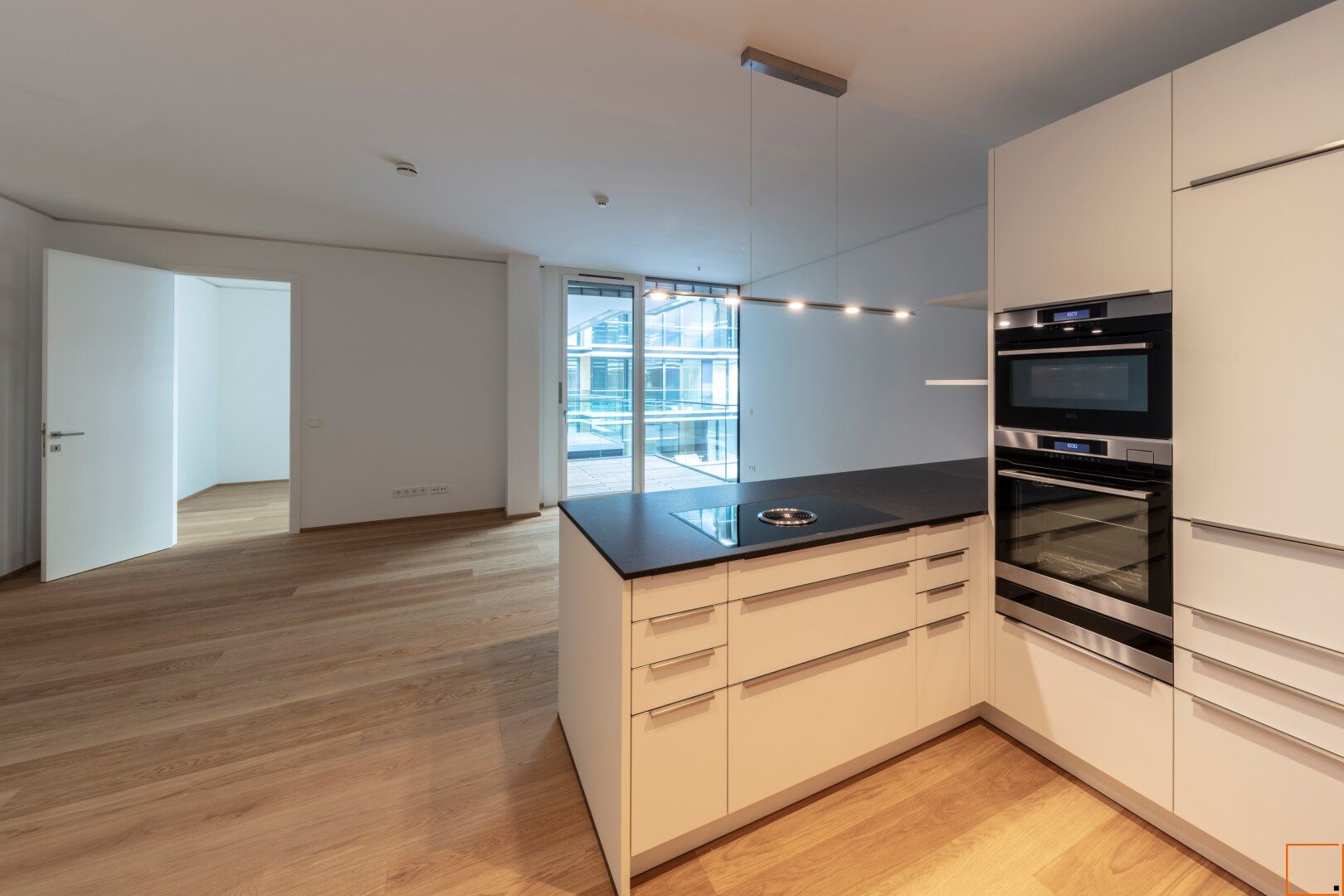 Stadtpark: Tolles Neubauapartment mit Loggia - Conciergeservice inklusive