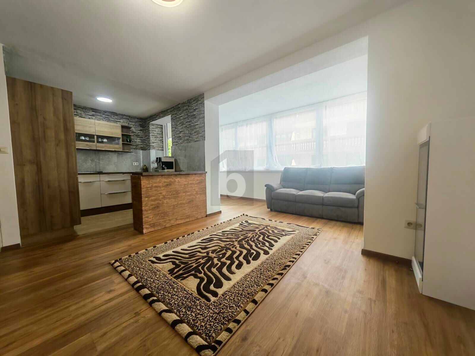 ZWEITWOHNSITZ MÖGLICH!!! ZENTRAL MIT SONNIGEM BALKON - Ansicht 3