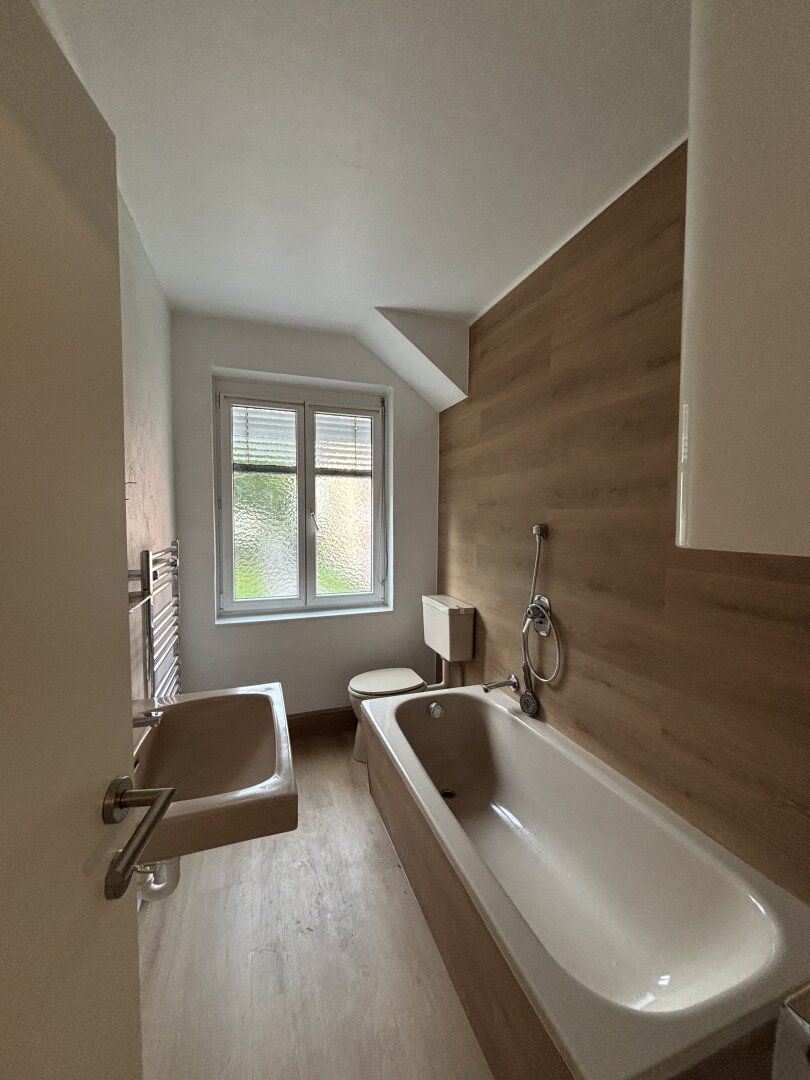 helle 2-Zimmer-Wohnung mit Süd-Loggia