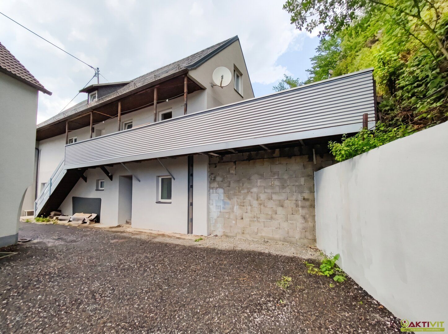 House, 140 m², land 559 m²