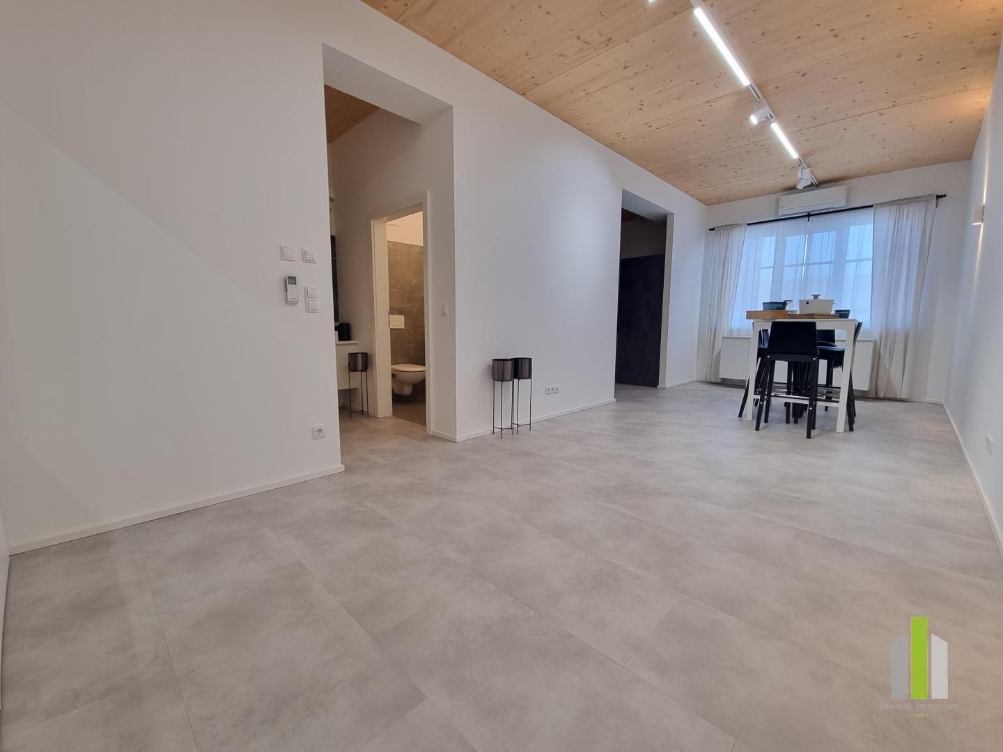 Moderne Premium-Büro-/Praxisfläche mit repräsentativem Charakter - Mehr