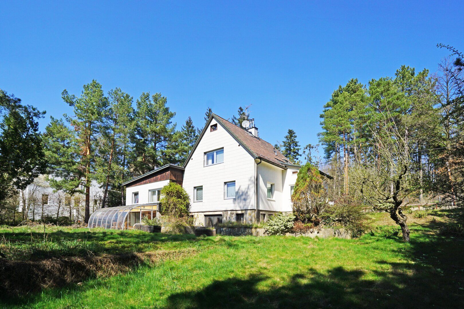 Villengrundstück in Waldrandruhelage zwischen Wolfersberg und Kolbeterberg - Mehr