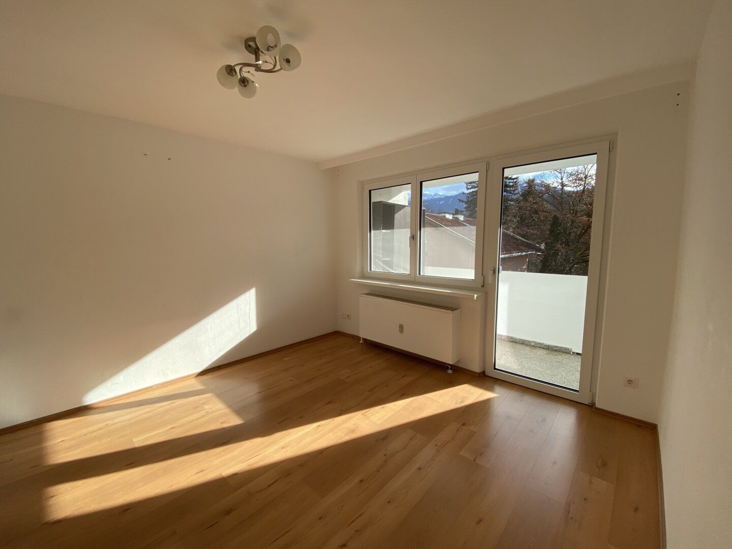 2-Zimmer-Wohnung, beste Aufteilung mit Südbalkon in Innsbruck zum Sanieren