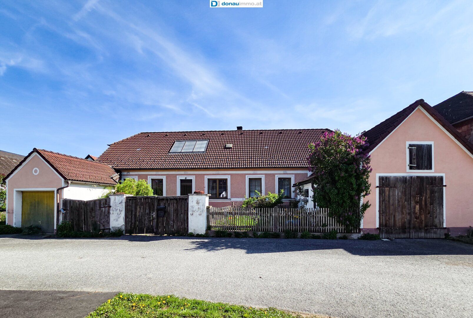 Rustikales Bauernhaus mit Charme wartet auf Ihre Ideen!