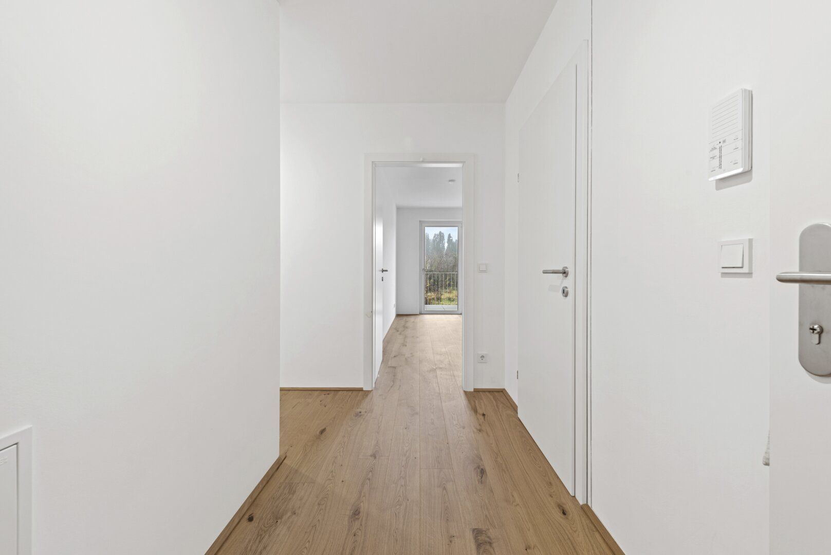 PROVISIONSFREI! Harmonisch konzipierte 4-Zimmer-Wohnung | 2 Bäder | Rundum-Terrasse | Provisionsfrei - Mehr