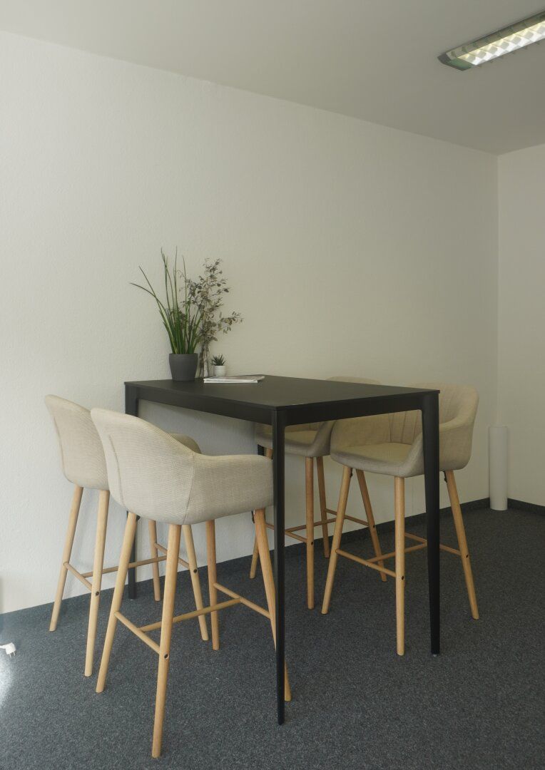 Zirl / Tirol: 110 m² Büro im Erdgeschoss direkt an der A12 - Abfahrt Zirl West - Ansicht 4