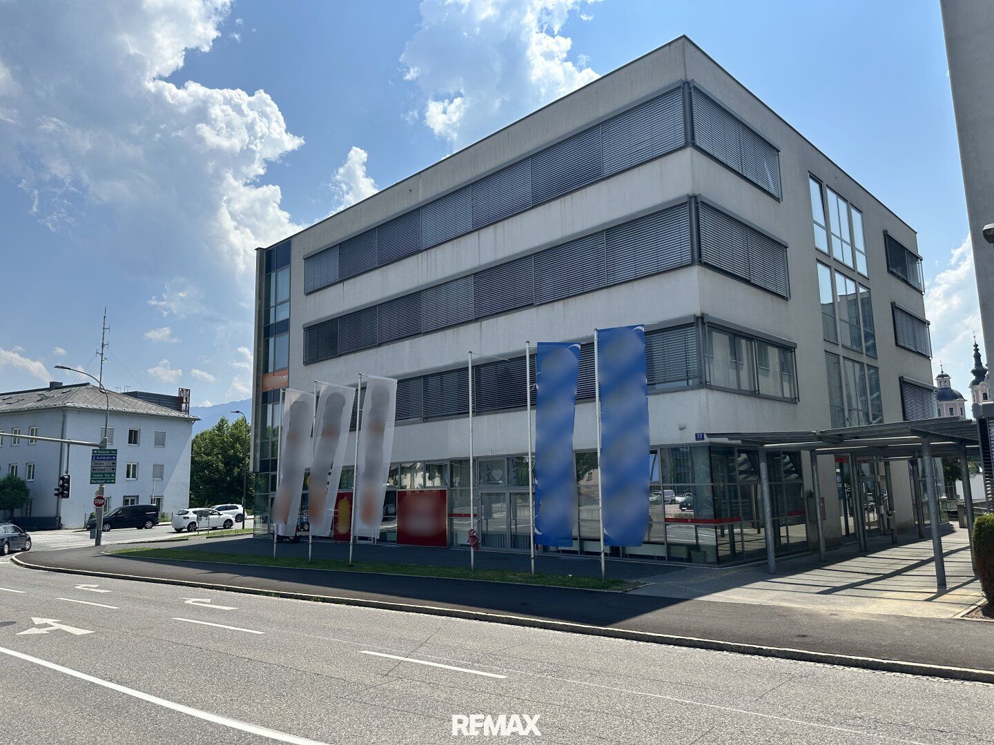 Renditestarkes Investment in Villach - Büro- und Geschäftshaus mit Parkhaus und Stellplätzen - Ansicht 3