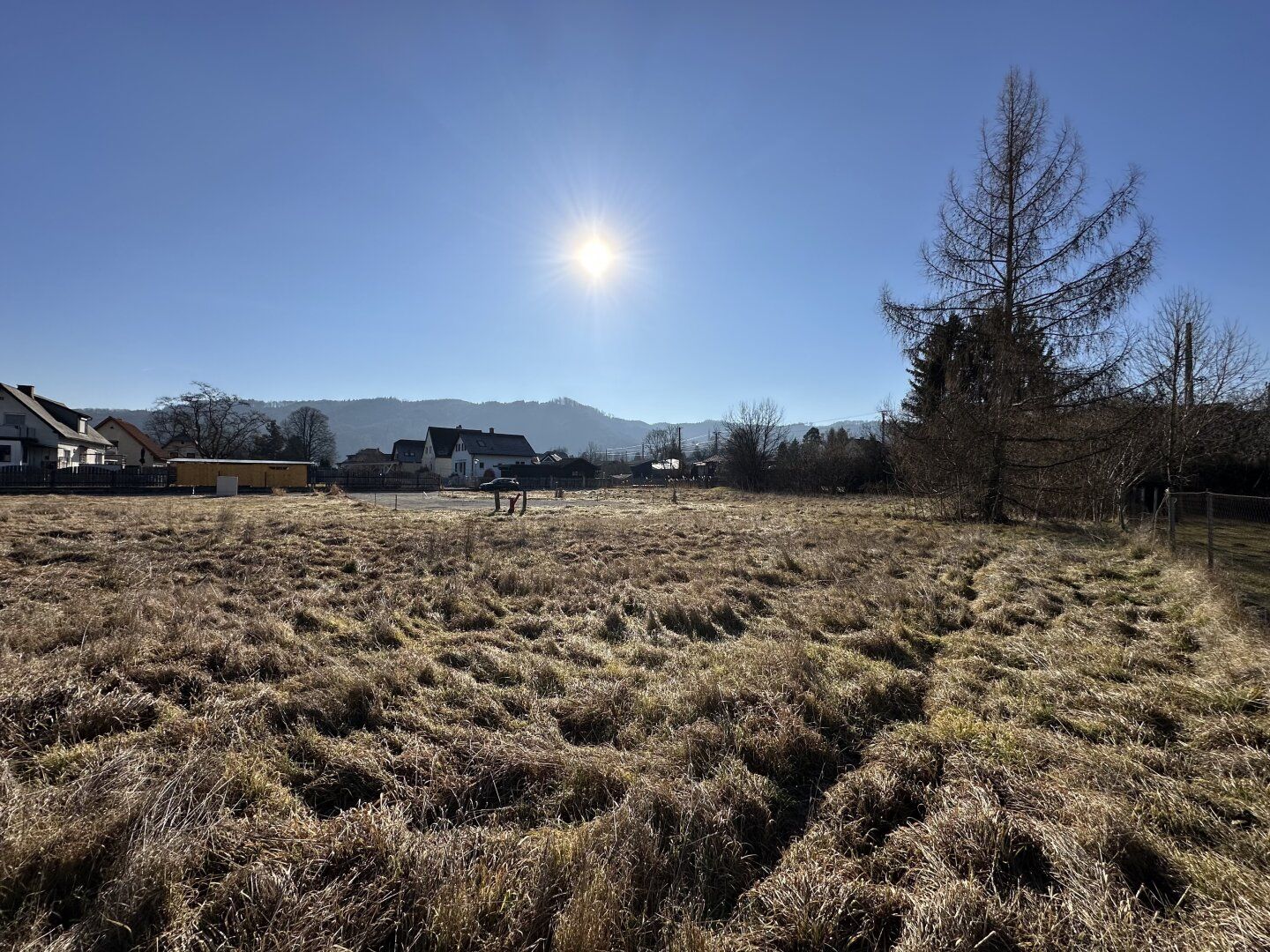 Sonniges & ebenes Baugrundstück in familienfreundlicher Wohnlage: Ihr neues Zuhause im Norden von Graz - Ansicht 3