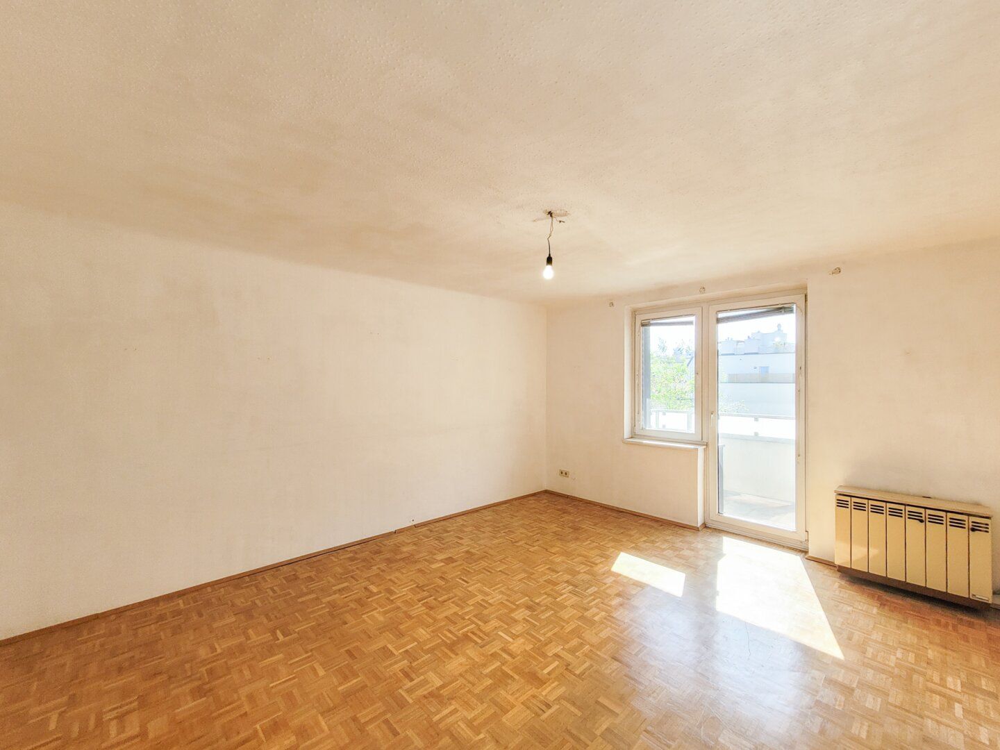 PROVISIONSFREI VOM EIGENTÜMER! IDEALE 3-ZIMMER WOHNUNG MIT BALKON NÄHE MATZNERPARK!