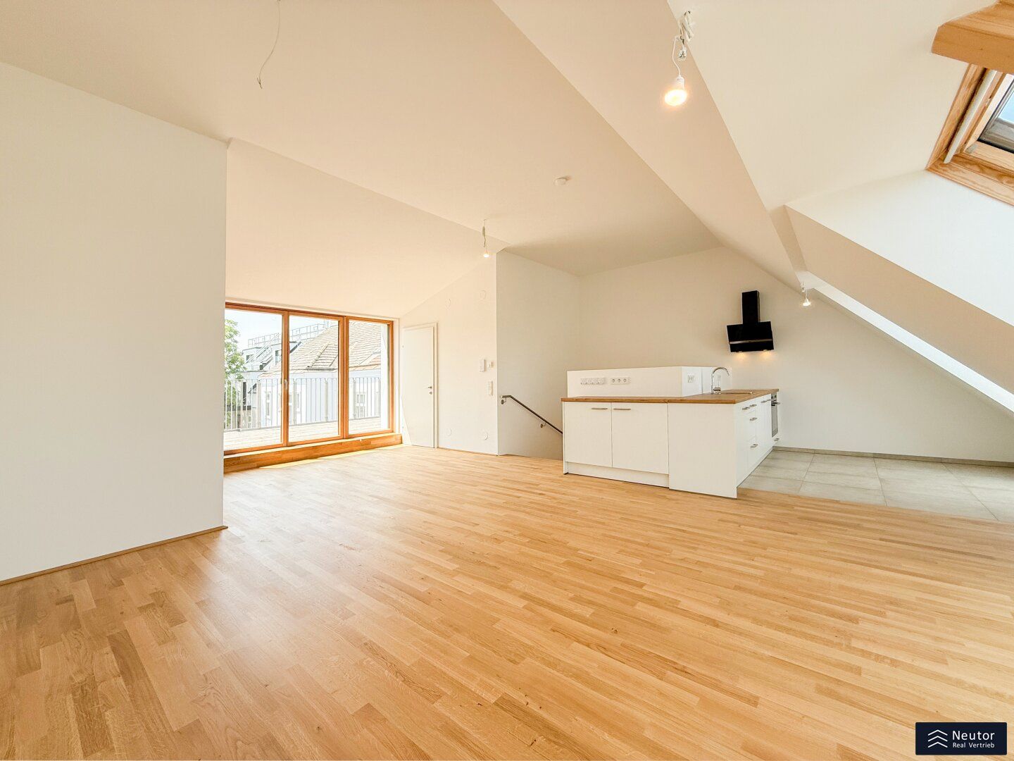 GENERALSANIERTER ALTBAU MIT MODERNER HEIZTECHNIK UND AUSSTATTUNG - EXKLUSIVE WOHNUNGEN - FREIFLÄCHEN - LICHTDURCHFLUTET - ERSTBEZUG - IM HERZEN DES 10. WIENER GEMEINDEBEZIRKS