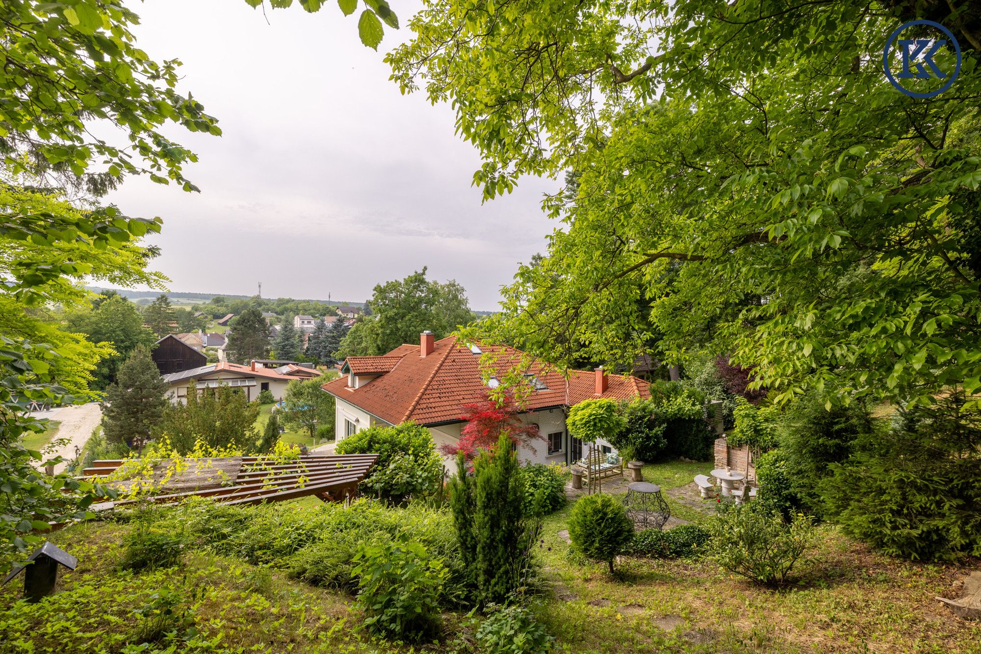Ihr Zuhause der Ruhe - mit traumhafter Natur und gleichzeitig toller, schneller Anbindung.