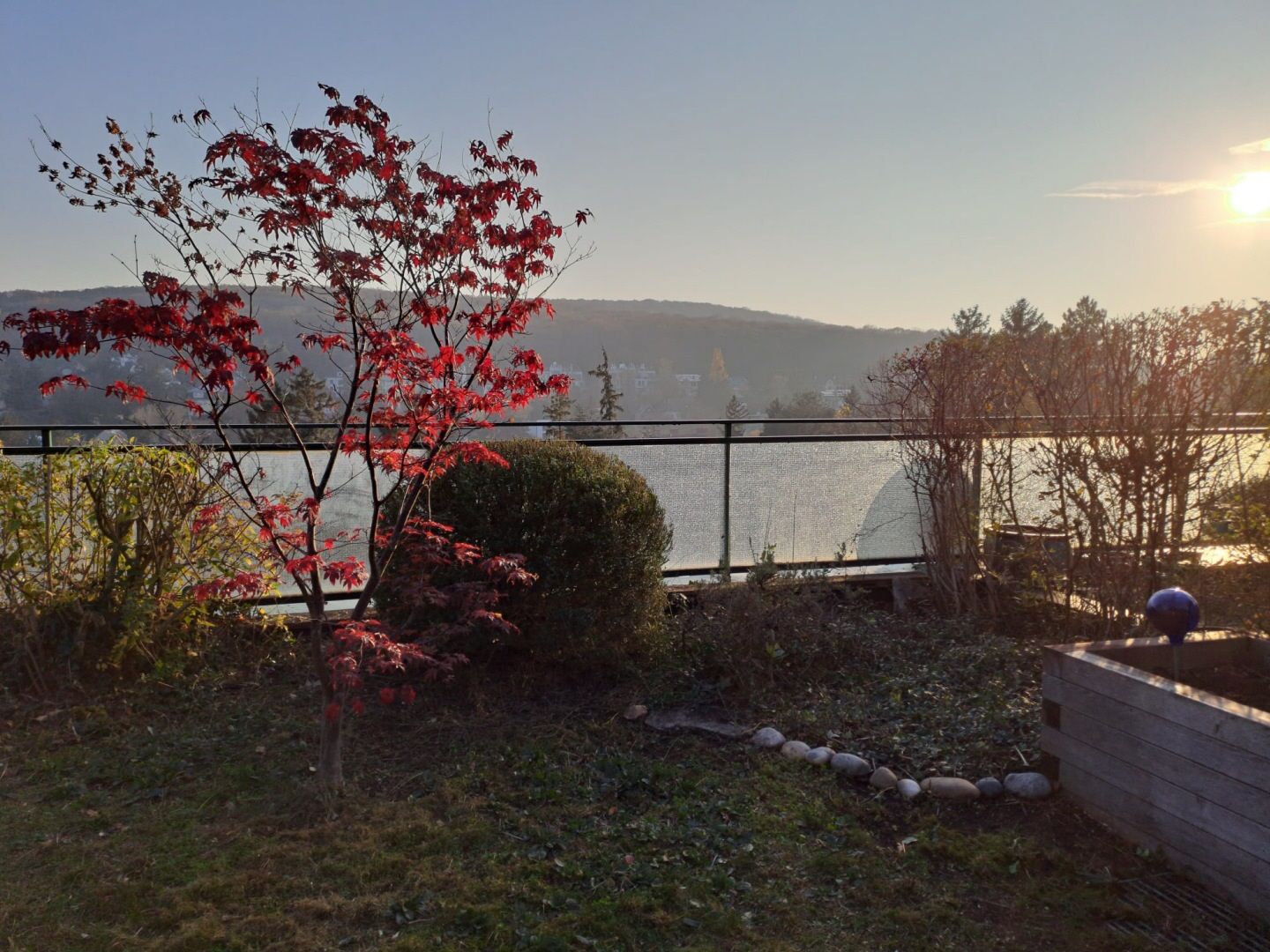 Gartenterrasse mit traumhaften Ausblick - idyllische Lage nahe Neustift am Walde