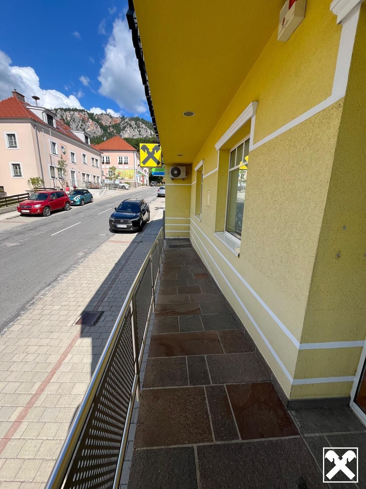 Bankfiliale an der Hohen Wand - Ansicht 5
