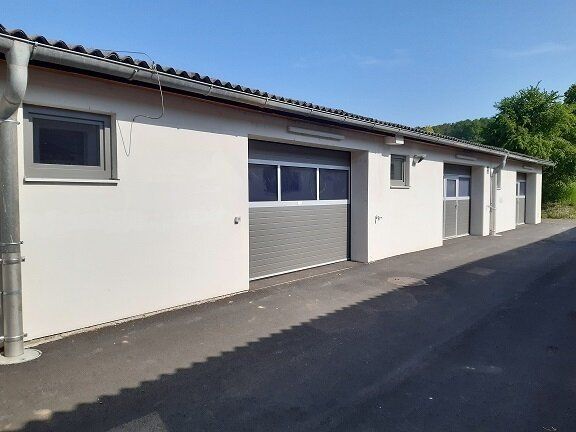 8200 Gleisdorf, Tieberhof 21: 2 Büros, 4 Lagerflächen und 2 Garagen - Gesamtfläche ca. 249m² - Ansicht 2