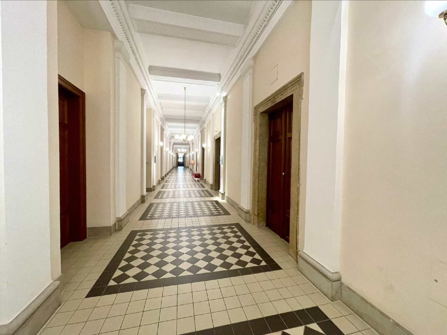 Wiener Börsegebäude- Eine Adresse von historischer Grandezza: Ihr Büro im Herzen Wiens! - Ansicht 2