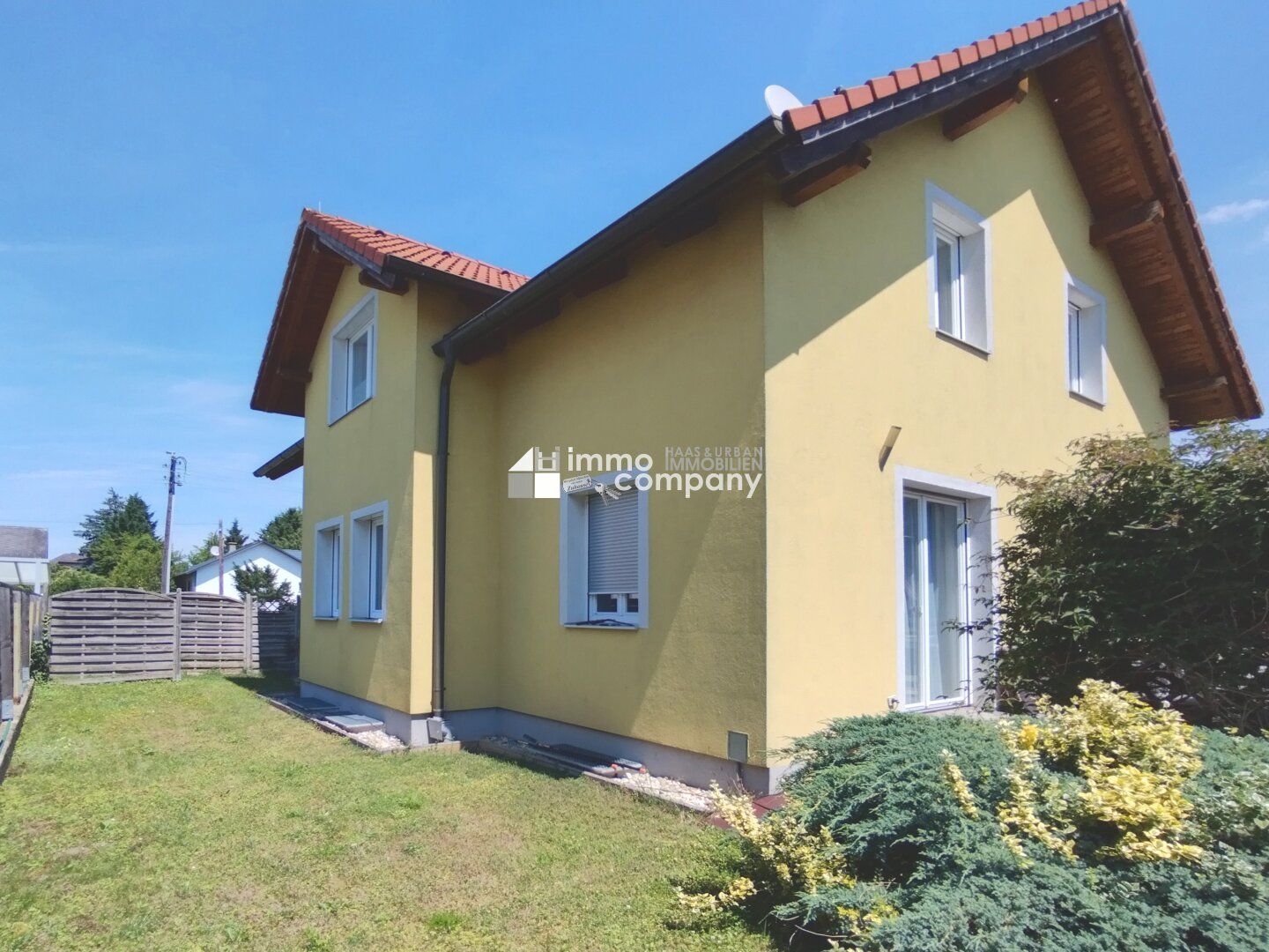 Große Familie? Schönes Haus mit 6 Zimmern und großem Garten - zusätzlicher Wohnraum im Keller - Pool,Garage