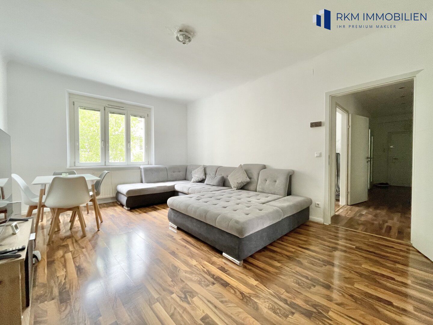 Helle 3-Zimmer-Wohnung mit Loggia in Sonnwendviertel