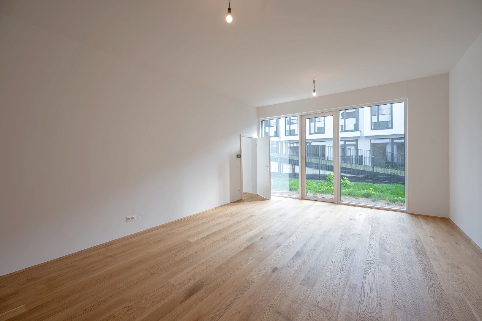 ***NEU***Townhouses in bester Lage mit Garten und Dachterrasse!