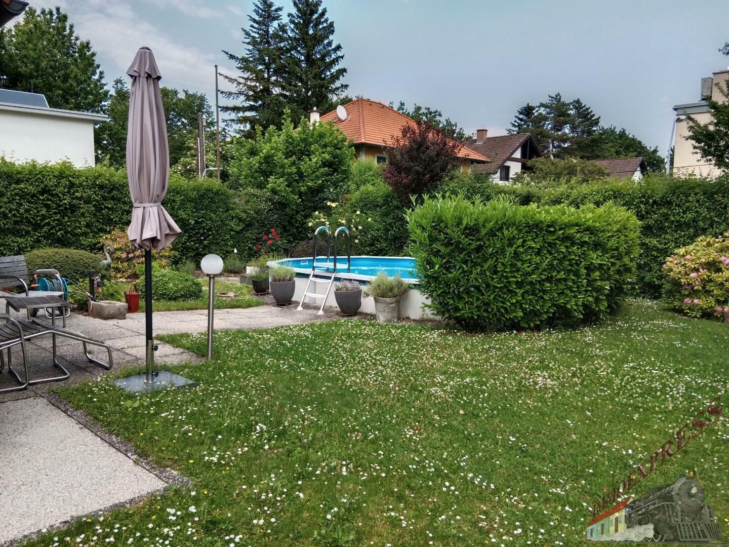 1130Wien, entzückendes Haus mit wunderbarem Garten, Südlage Pool