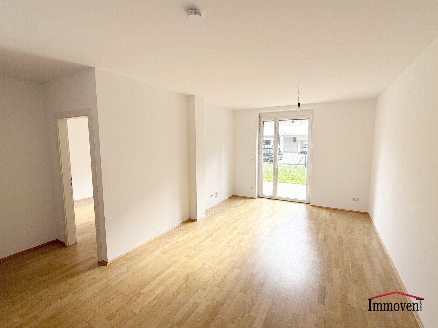 Gartenwohnung! 2-Zimmerwohnung mit Terrasse/Gartenanteil!