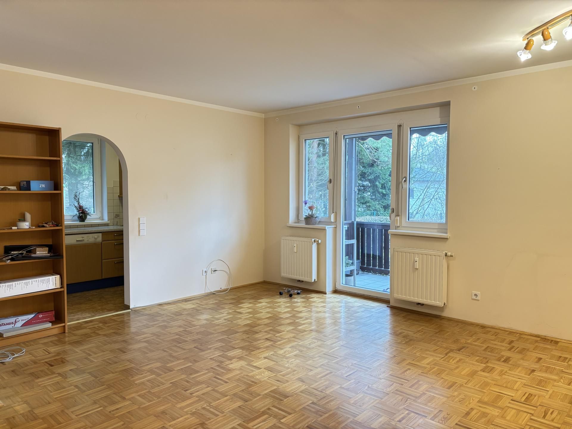Großzügige 4-Zimmer-Wohnung im Erdgeschoss