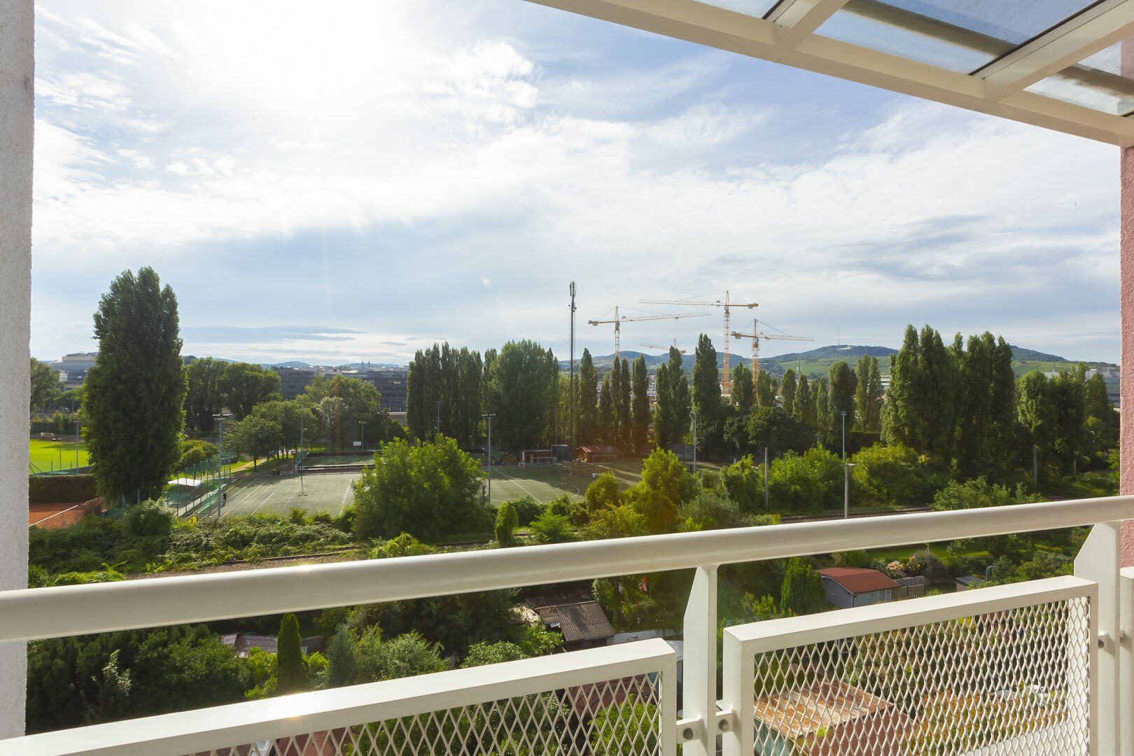 Kornhäuselgasse | Maisonette Wohnung mit Loggia und Einbauküche