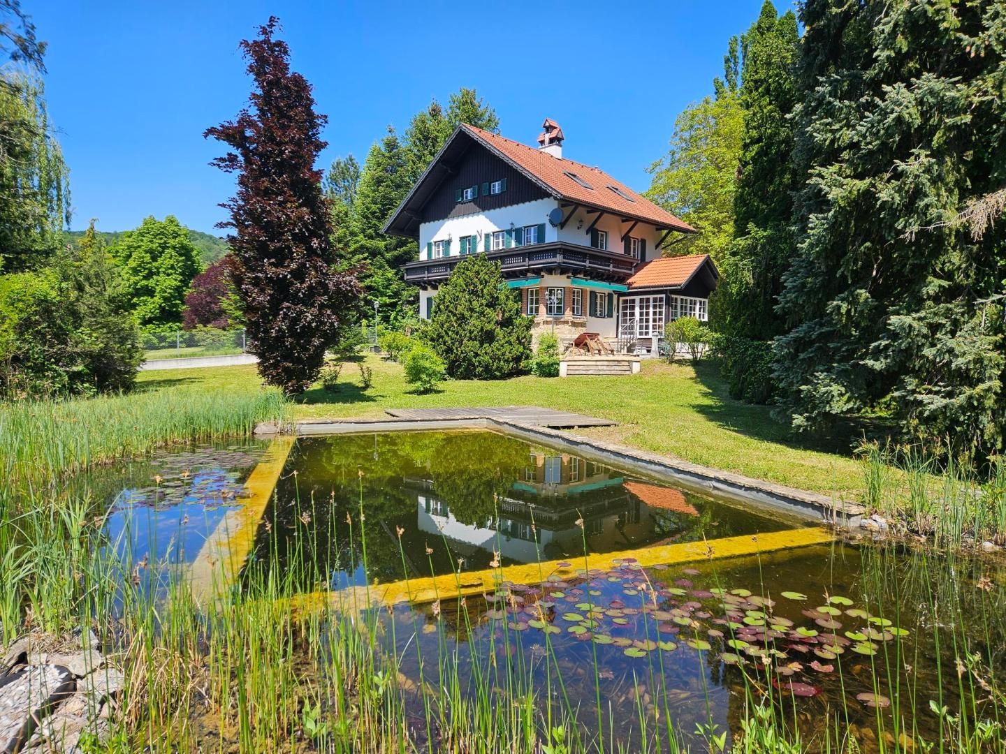 CHARMANTES WIENERWALD-LANDHAUS IN TRAUMHAFTER LAGE