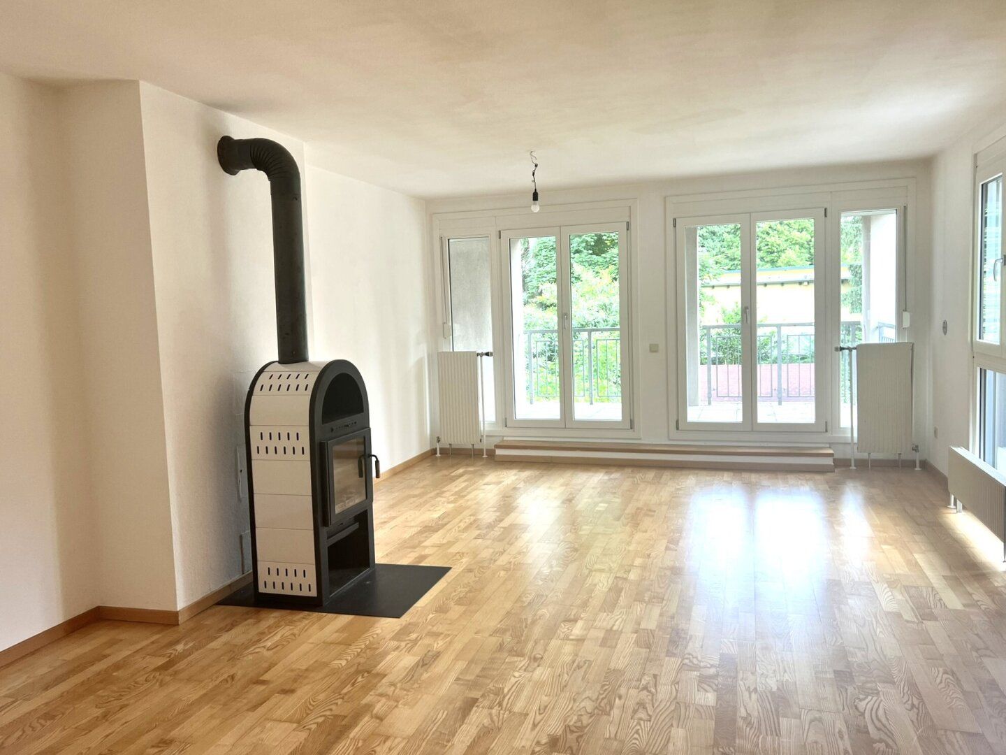 Charmante, ruhige 2 Zimmerwohnung inkl. Balkon und PKW Stellplatz