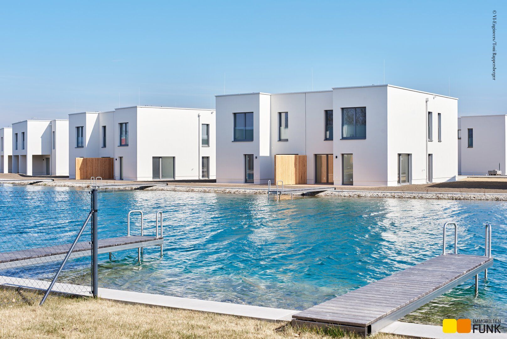 Mein Haus am See. Sonnenweiher Grafenwörth. Open House am Fr.,1.8., 14 bis 17 Uhr.