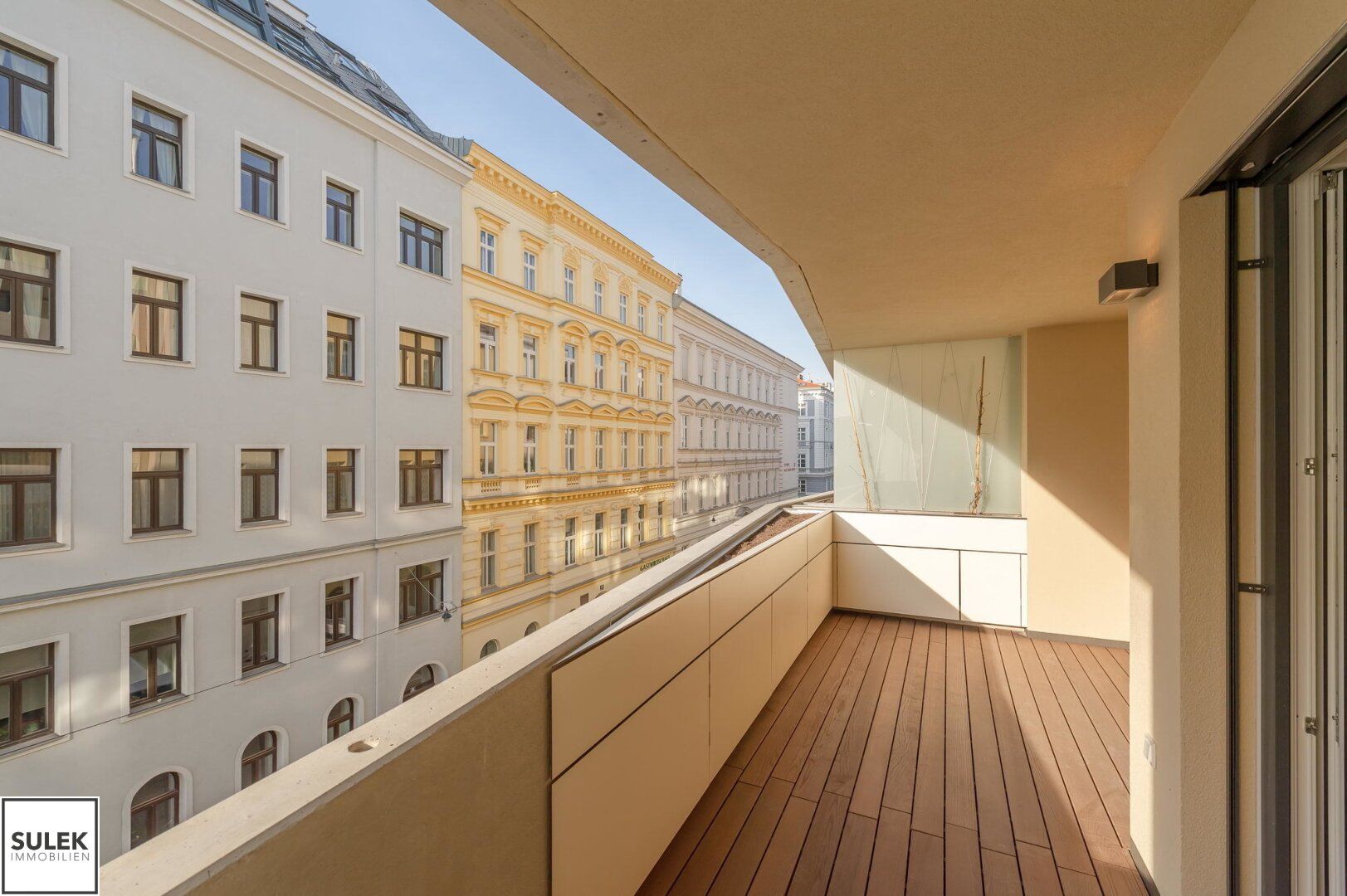 Ab 1.8.: hochwertige 2 Zimmer Neubauwohnung mit Loggia (Abendsonne), Bad mit Dusche & Badewanne!