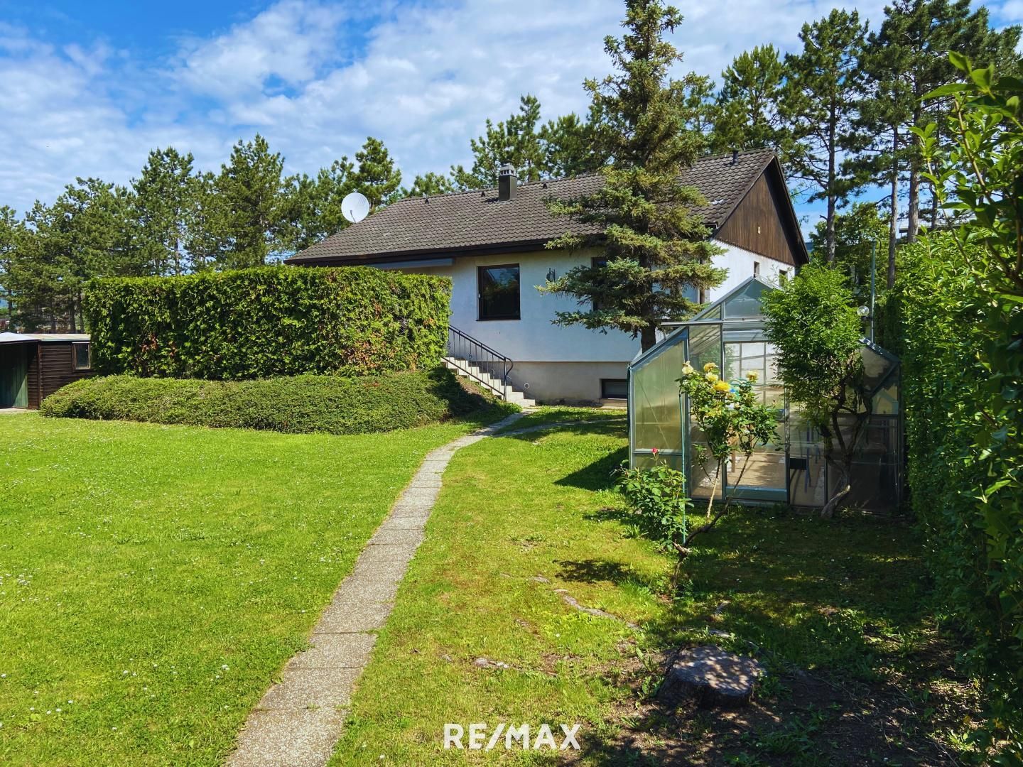 Das Leben genießen! Gemütliches Einfamilienhaus in ruhiger Lage mit tollem Garten!
