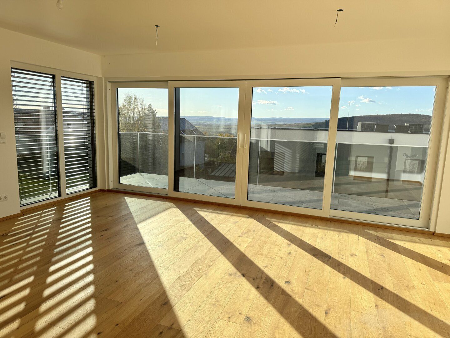 Doppelhaushälfte zur MIETE nahe Eisenstadt - Mit Garten, Balkon & Panorama-Dachterrasse