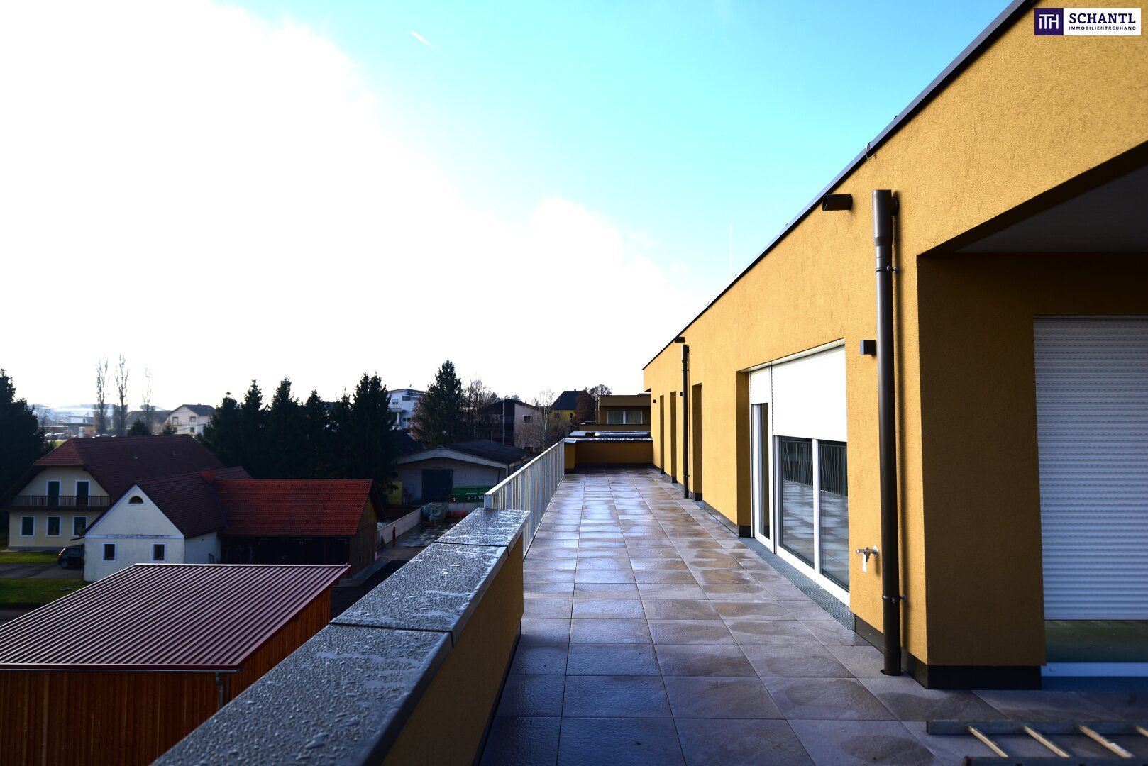 Wohnen auf höchstem Niveau - 4-Zimmer-Neubauwohnung mit gigantischer Sonnen-Dachterrasse! Erstbezug 2024 - provisionsfrei!