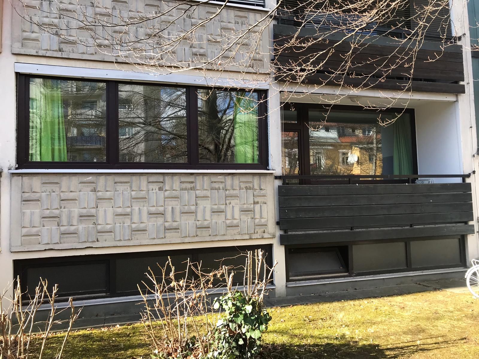 2-Zimmer-Wohnung mit Loggia in zentraler Lage. Provisionsfrei