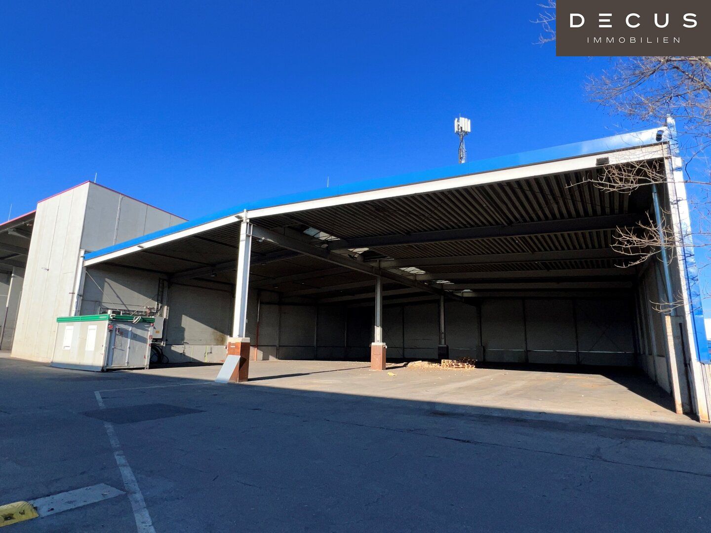 Lagerhallen von 1.100 m² bis 2.370 m² | Nähe Wagramer Straße | TOP ERREICHBARKEIT | - Ansicht 2