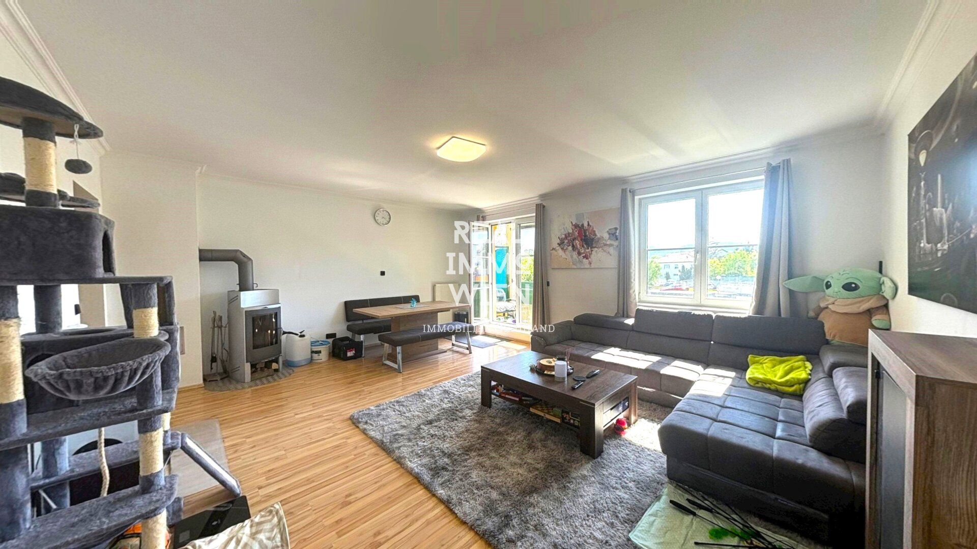 Neuwertige 4-Zimmer-Wohnung mit Balkon und Kamin in Brunn am Gebirge - Ihr neues Zuhause!
