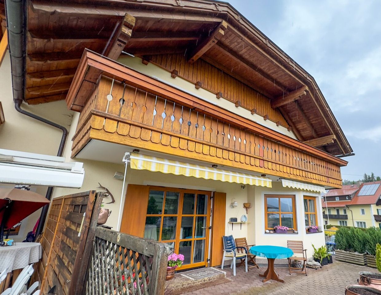Traumhafte Doppelhaushälfte am Weißensee - Ihr idyllisches Zuhause in Kärnten!