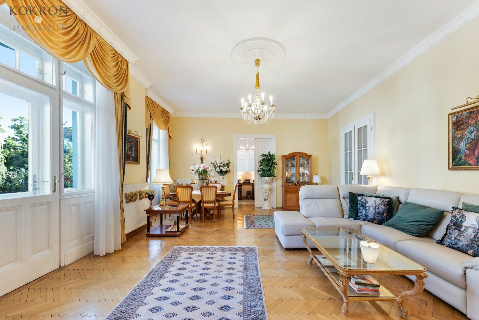 Repräsentative Altbau-Residenz im Herzen Hietzings - mit 2 Balkonen und Gartennutzung