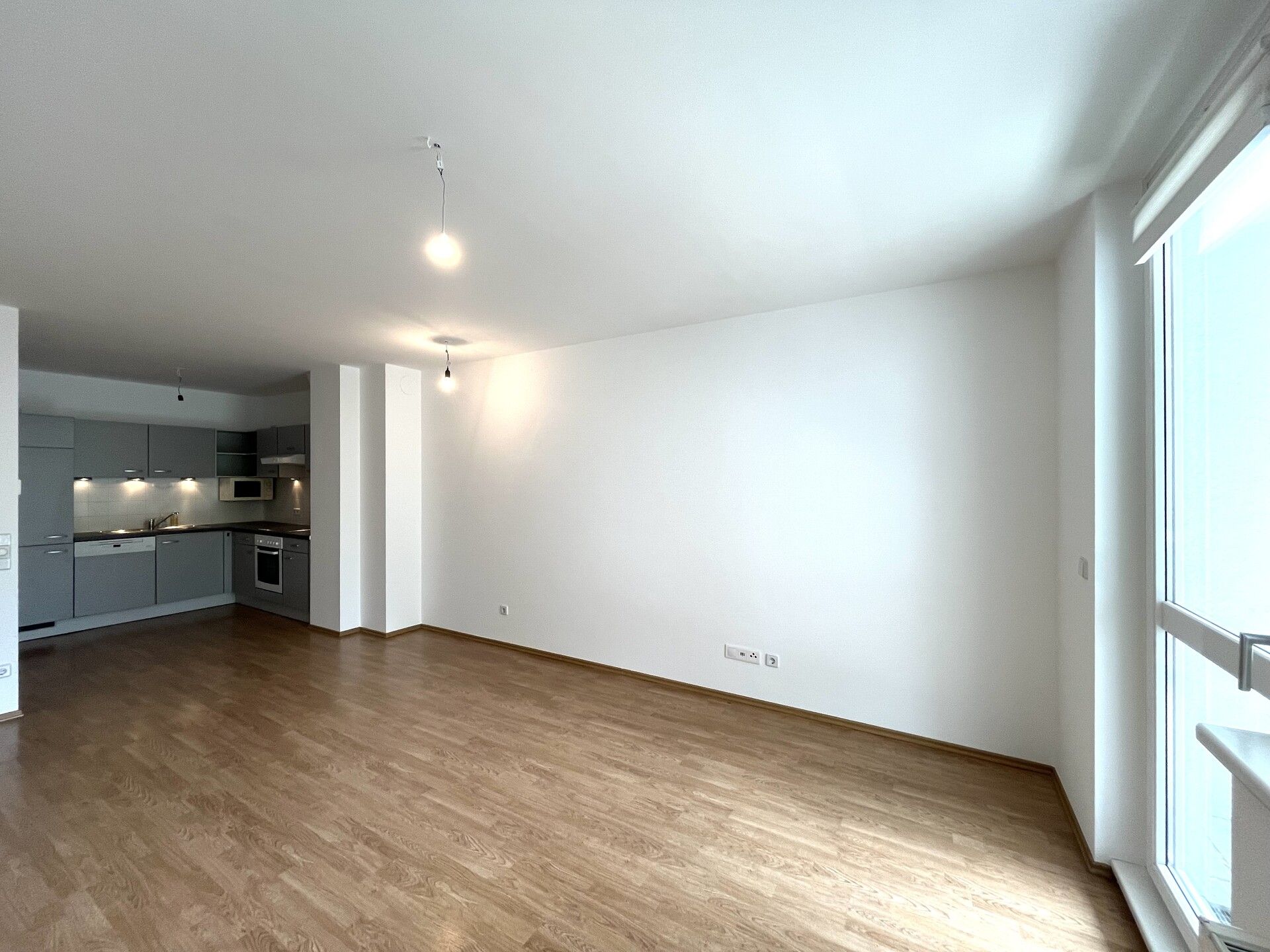 Großartige 2-Zimmer Wohnung mit Balkon nahe Alser Straße in 1080 Wien zu mieten