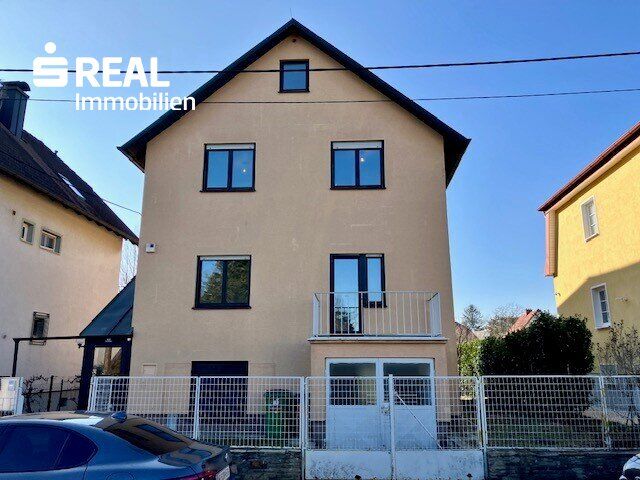 ***Einfamilienhaus mit großem Potential in begehrter Lage***